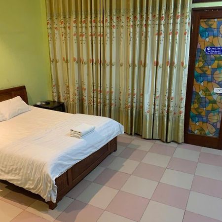 Nha Nghi An Phu Hotel Hanoi Bagian luar foto