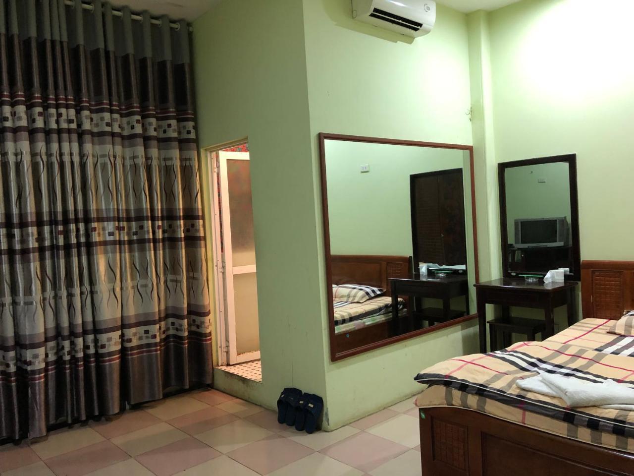 Nha Nghi An Phu Hotel Hanoi Bagian luar foto