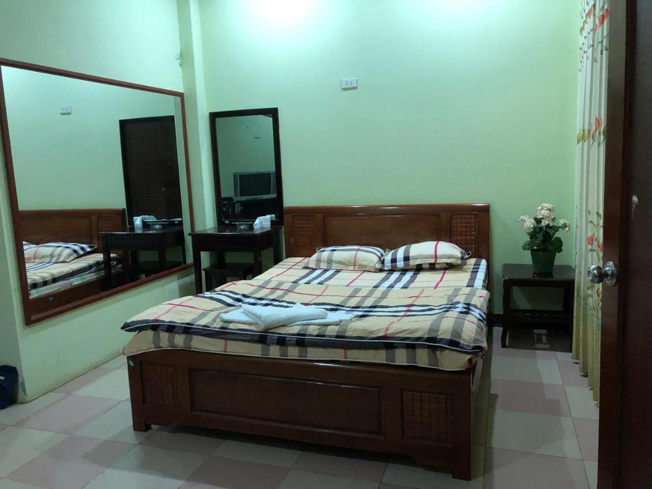 Nha Nghi An Phu Hotel Hanoi Bagian luar foto